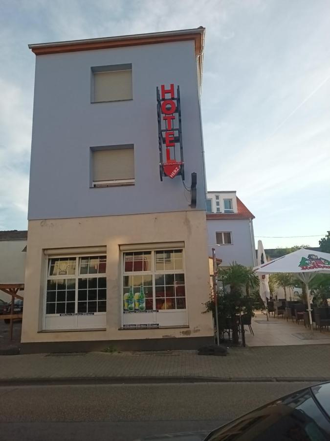 Hotel Bruchsaler Herz Exterior photo